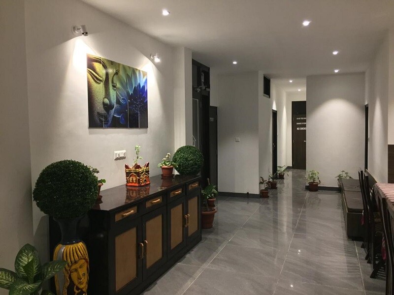 Jupiter B&B - Tap to explore photos