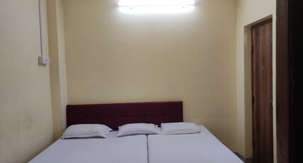 Shri Sadguru Nivas Room Type - Doubl AC bed Room