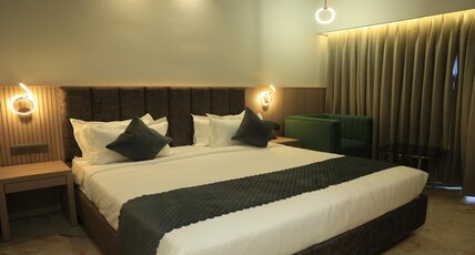 Vivaan Inn Hotels Room Type - Economy Double Room