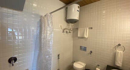 Kashmir Holiday Resort Room Type - VIP Royal Suite