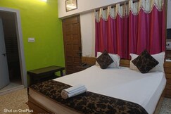 Hotel Aditya Palace
