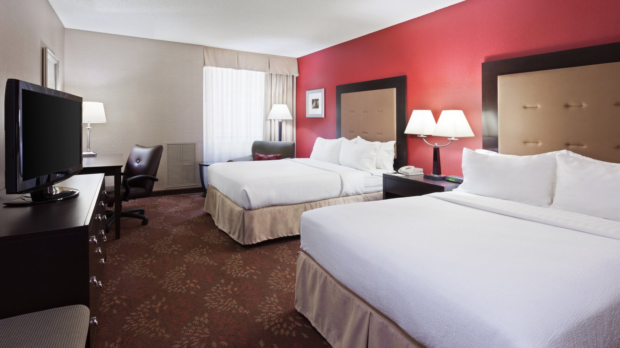 Holiday Inn CINCINNATI AIRPORT - Tap to explore photos