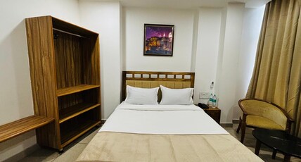 Hotel Runway Inn Room Type - Standard Room