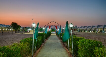 Jaisalmer Dekho Desert Camp Room Type - Deluxe Swiss tent