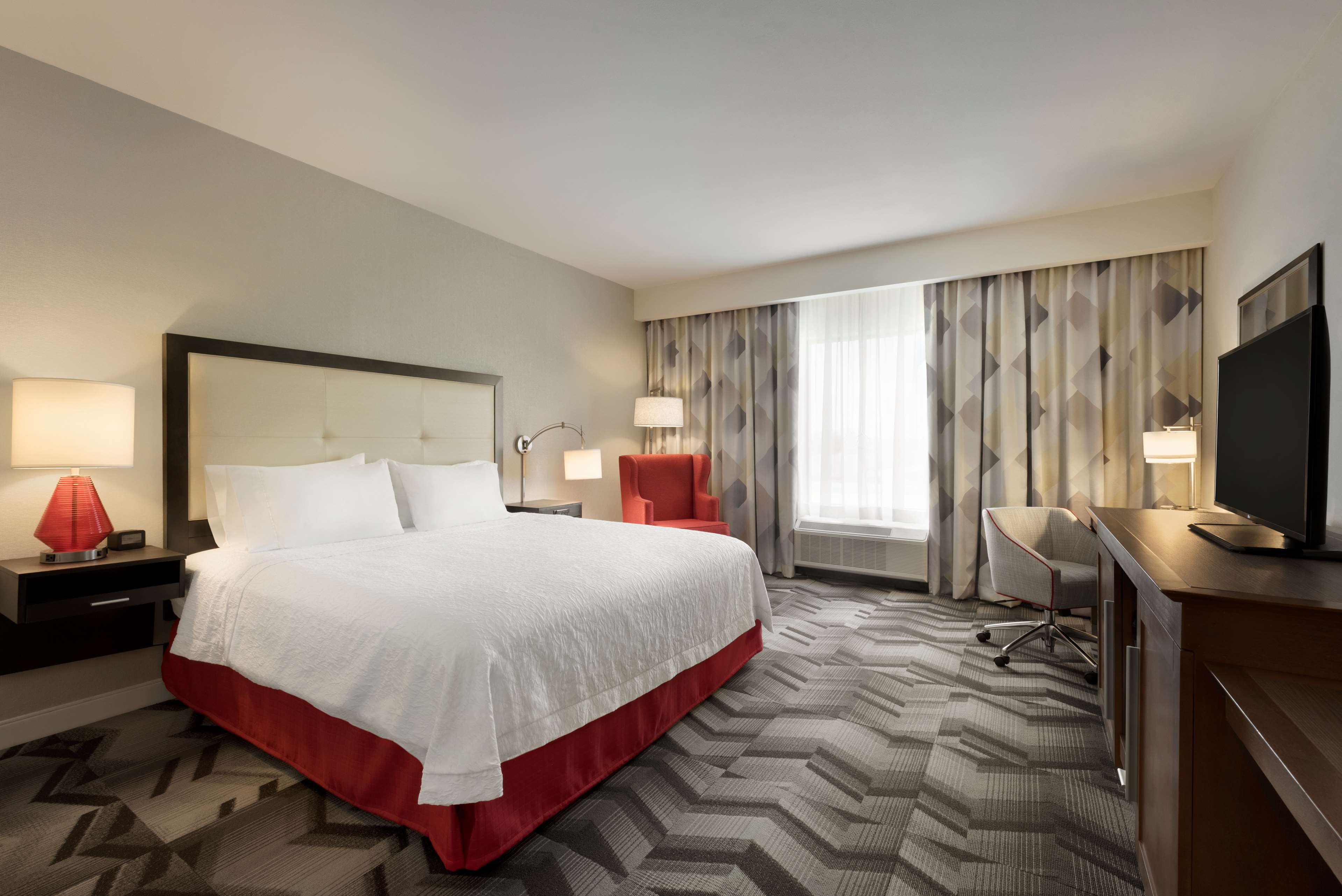 Hampton Inn by Hilton Spring Hill, TN - Tap to explore photos