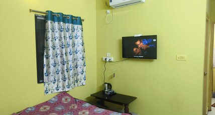 Jagdamba guest house Room Type - Bedroom 1