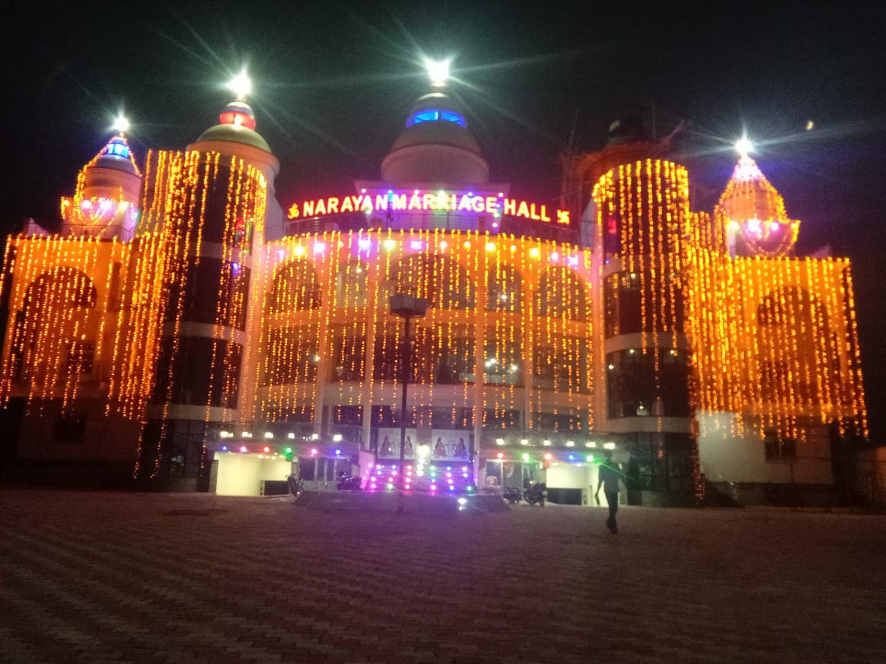 Narayan Marriage Hall - Tap to explore photos