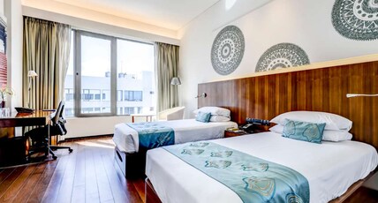 Vivanta Chennai, IT Expressway Room Type - Premium Room Twin bed