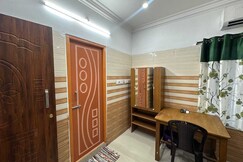 Hotel O white inn vandalur