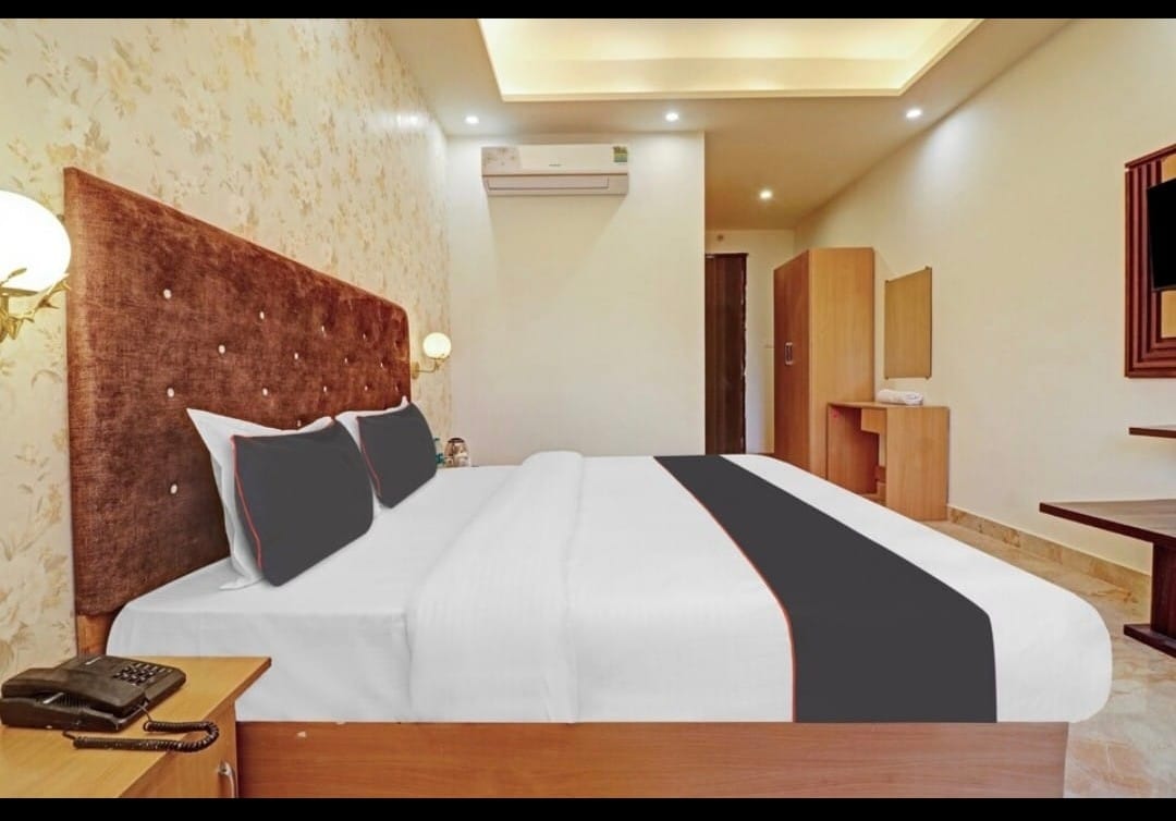 HOTEL CROWN STAR - Tap to explore photos