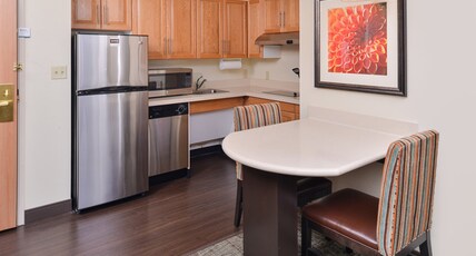 Staybridge Suites O'Fallon Chesterfield, an IHG hotel Room Type - 1 Queen 1 Bdrm Suite Comm Mobil Access