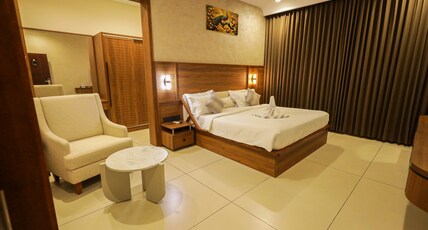Townsquare Residency Room Type - Spacious Deluxe Family Room