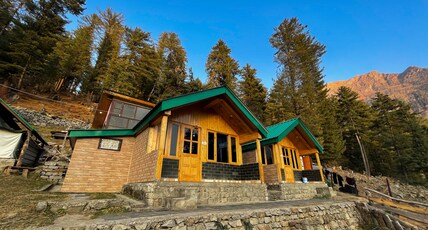 Singing Woods Kutla Room Type - Deluxe Cabin