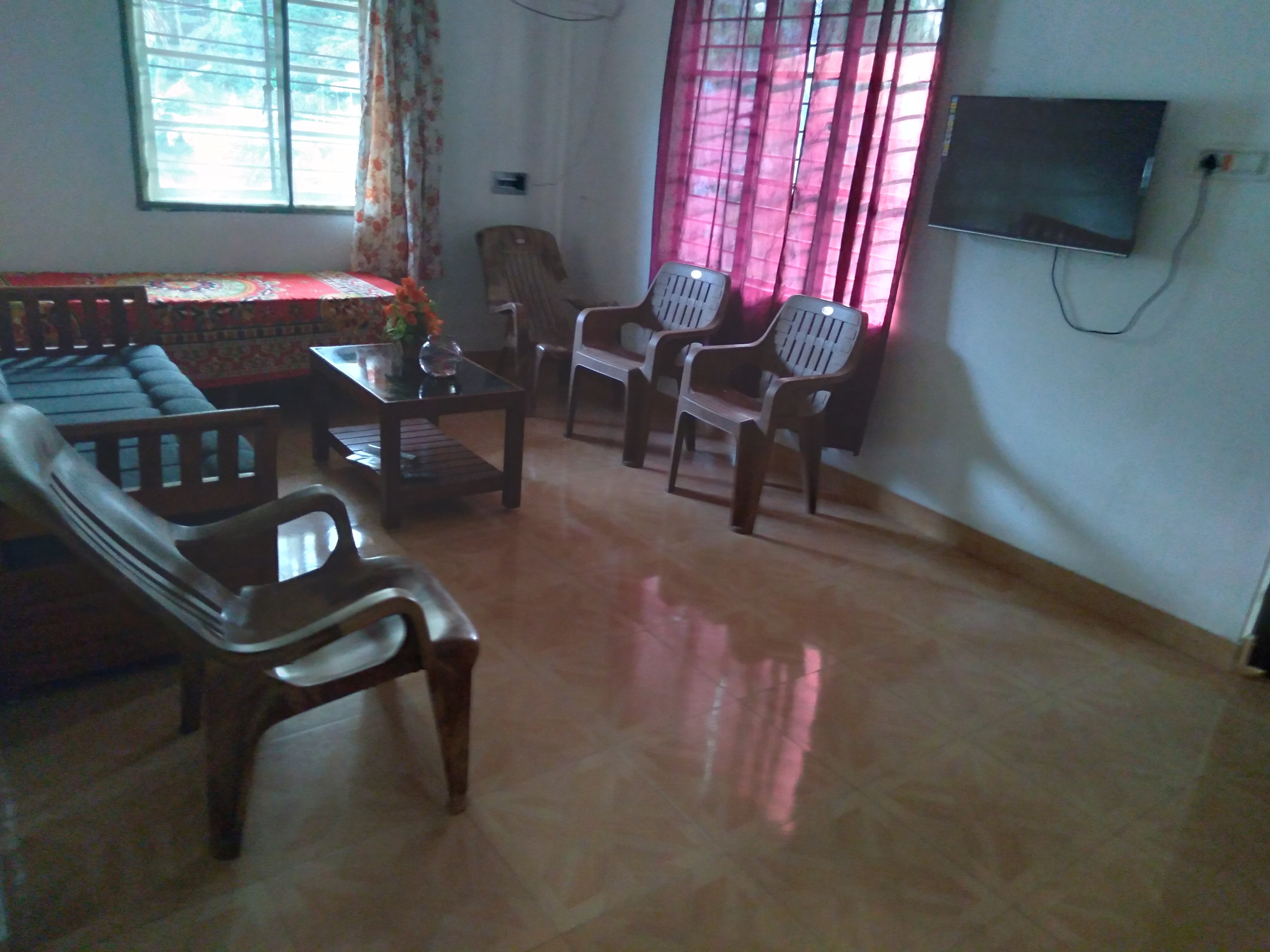 Homely Homestay - Tap to explore photos
