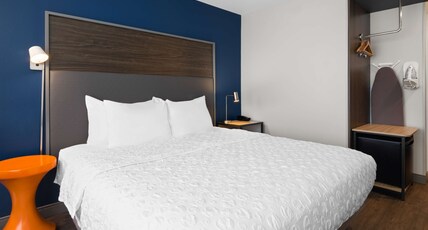 Tru by Hilton Wisconsin Dells Room Type - 1 KING HEARING ACCESSIBLE