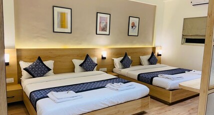 Hotel Swagat and Lodging Room Type - Luxurious Twin Bed AC Room