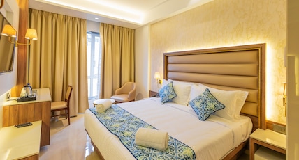 Shera Hotels and Banquets Room Type - Superior Deluxe Shera Hotels and Banquets Room Type - Superior Deluxe
