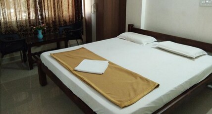 Naidile Mahal Room Type - Non AC Double Room