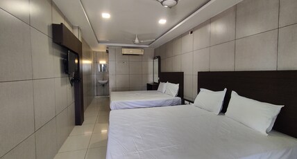Abidharpp Inn Room Type - Family Room Non AC