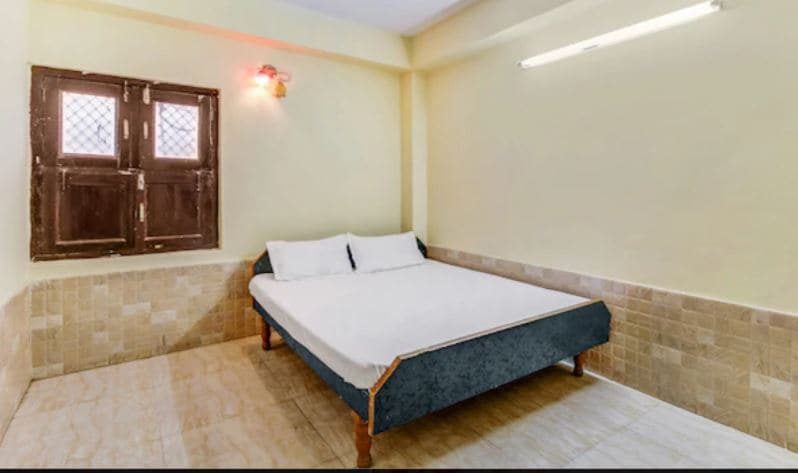 Pawan Hotel - Tap to explore photos