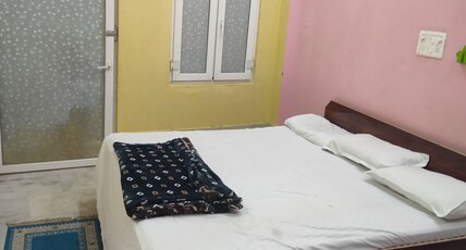 BHARDWAJ HOME STAY Room Type - DOUBLE BEDROOM ATTACHED BATHROOM COOLER 5