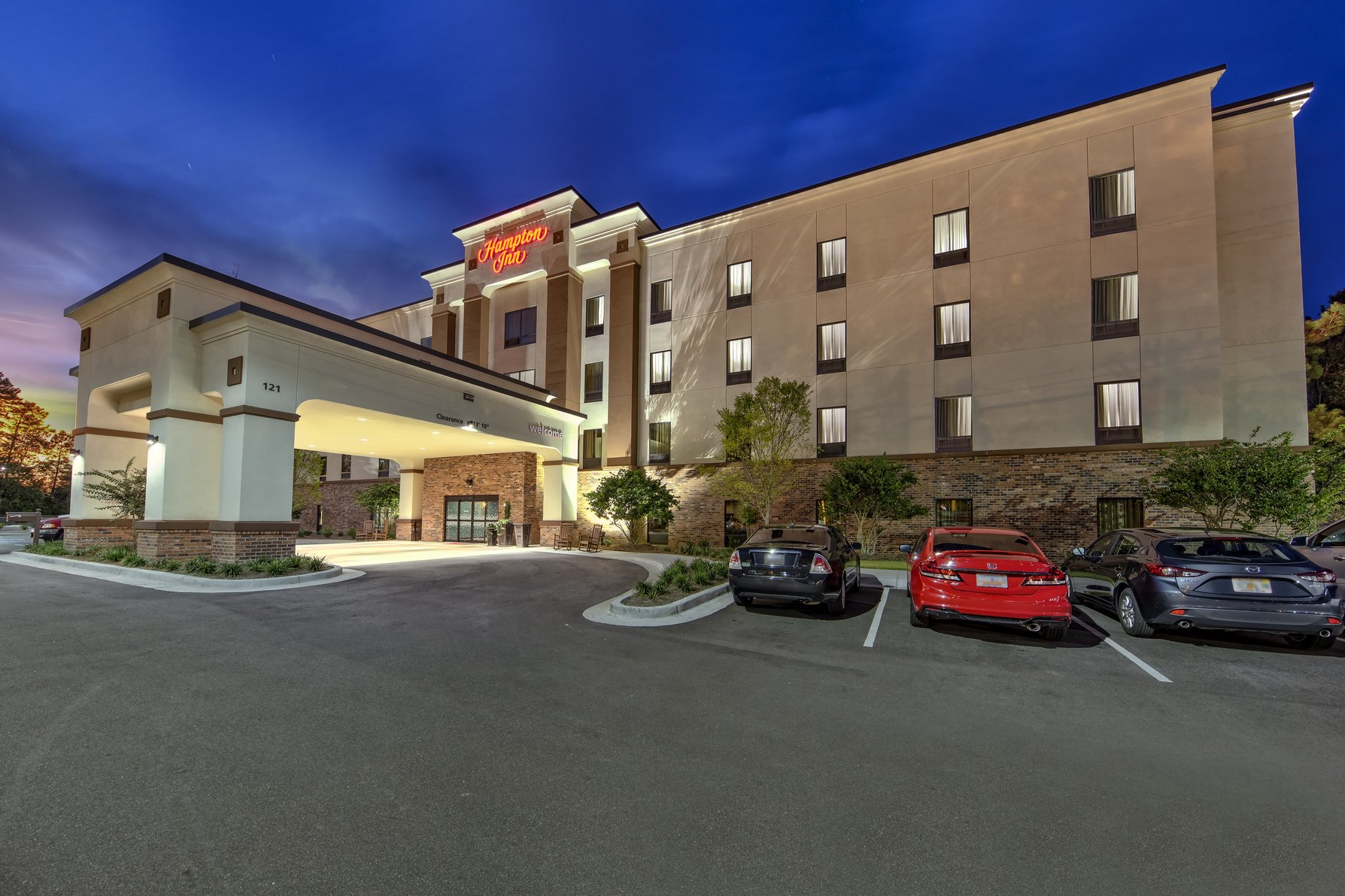 Hampton Inn Summerville SC - Tap to explore photos