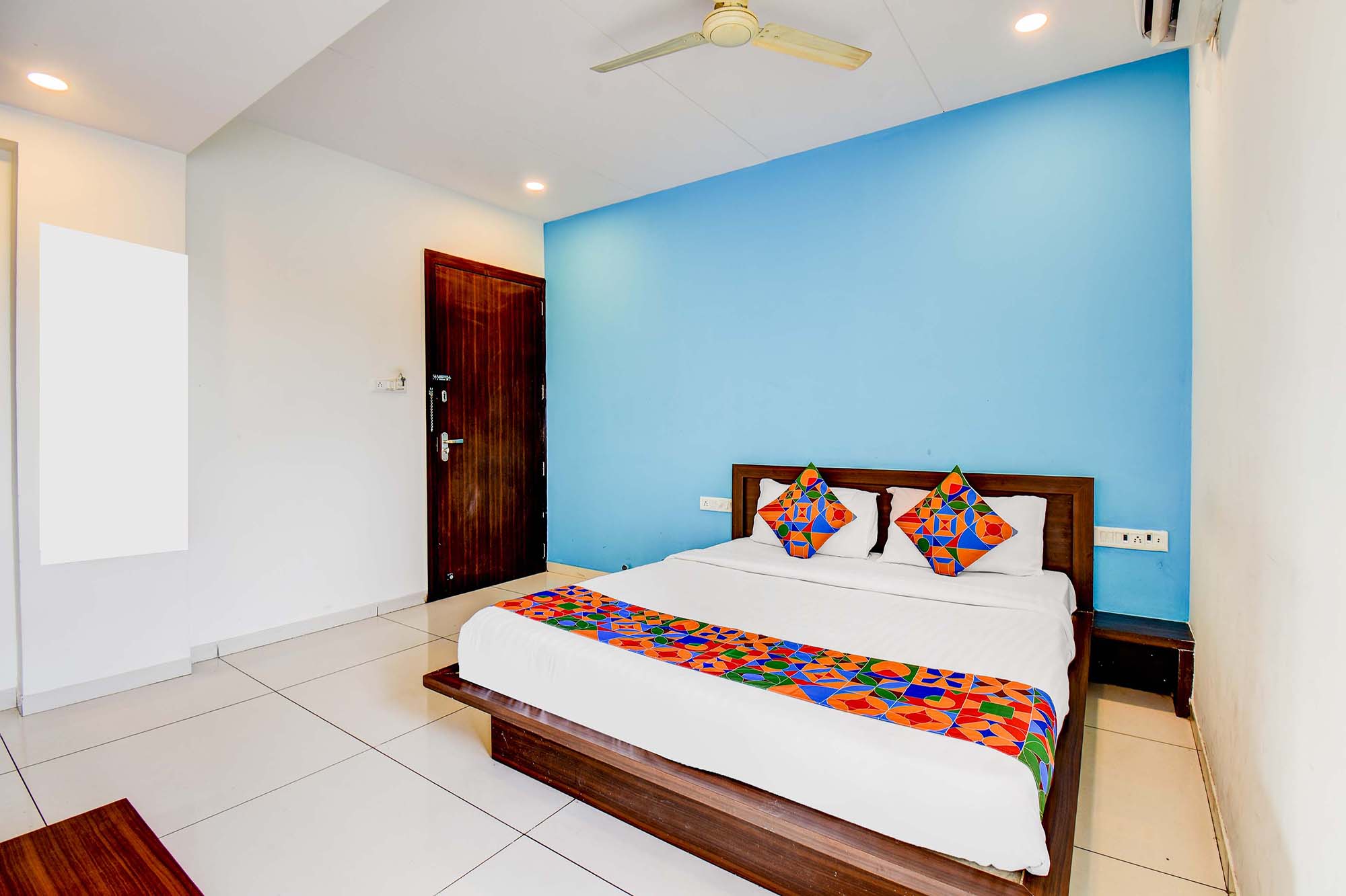 FabHotel Samudra Executive - Nr. Solapur Highway - Tap to explore photos