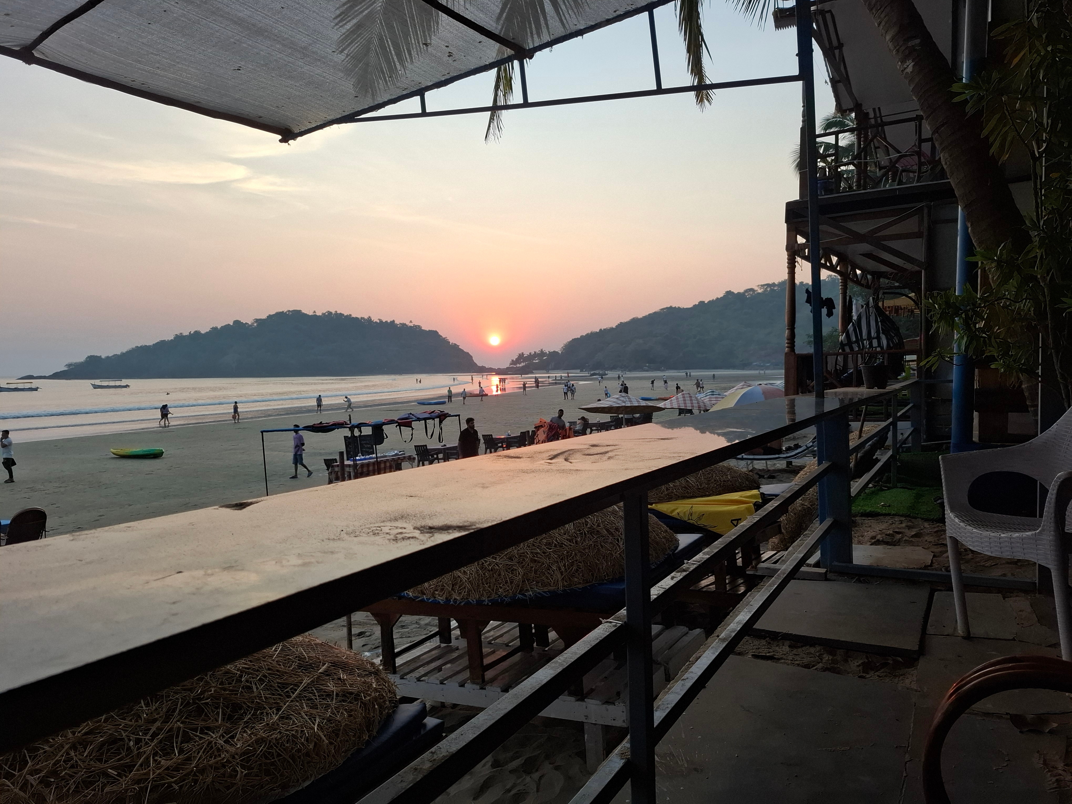Cafe blue in Palolem - Tap to explore photos