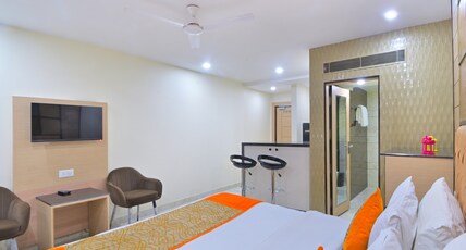 Hari Homes - New Delhi Railway Station Room Type - Room with kitchenette & Attached Balcony - City View