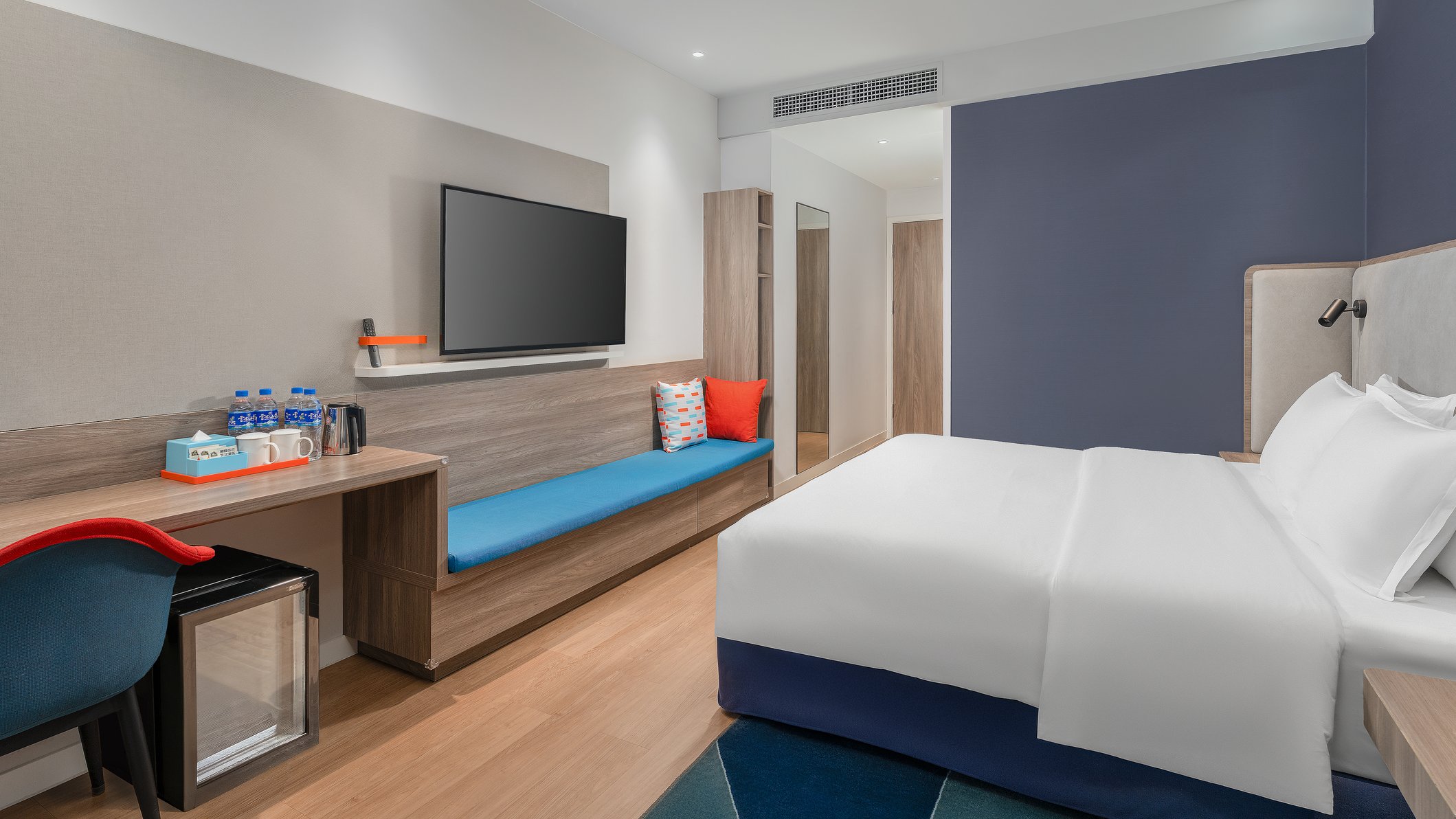 Holiday Inn Express Kunming West - Tap to explore photos