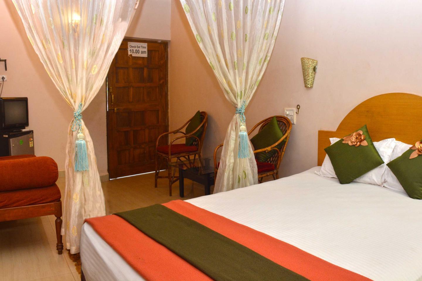 Rados Deluxe Cottages - Tap to explore photos