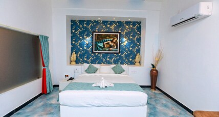 T Resort Sky-Liner Suite With Jacuzzi Room Type - SKYLINE SUITE WITH JACUZZI