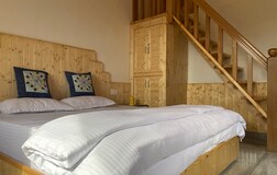 Luxury Room with Attic