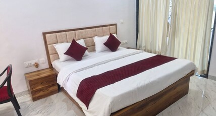 Ajanta Hill Resort Room Type - Deluxe double room with balcony