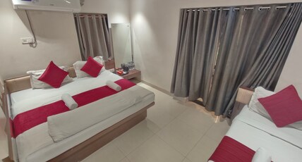 Hotel Anand Palace Room Type - VIP 2 BED (A.C)