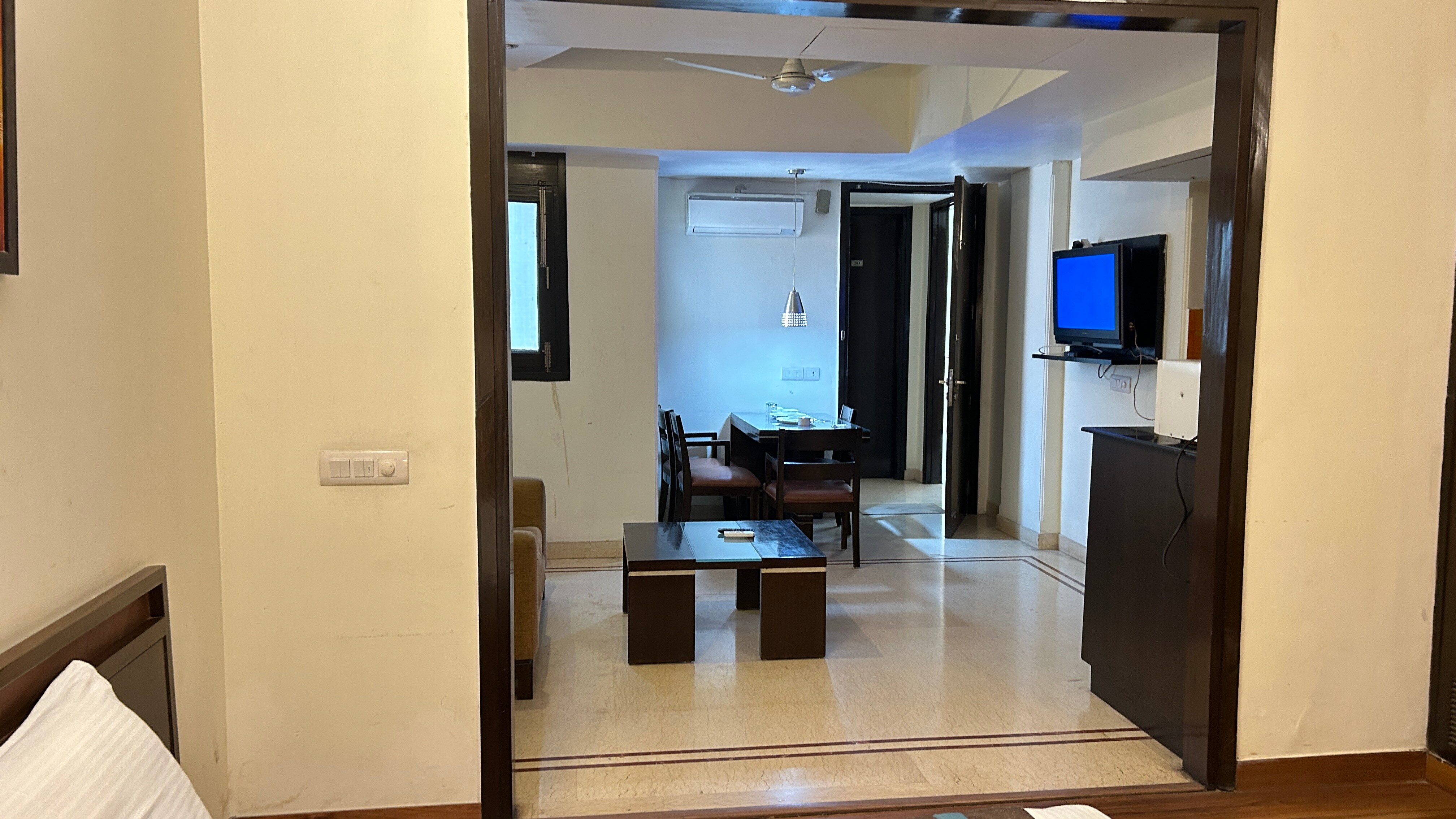 Park Serviced Apartments | Cyber City & Golf Course - Tap to explore photos