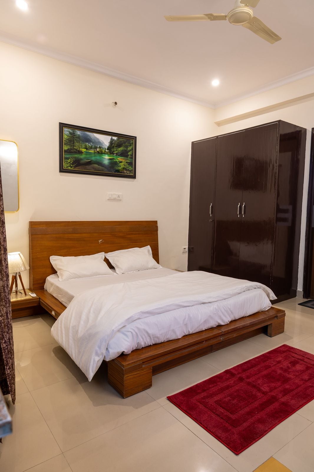 3bhk Apartment In Dehradun: The Escape Home - Tap to explore photos