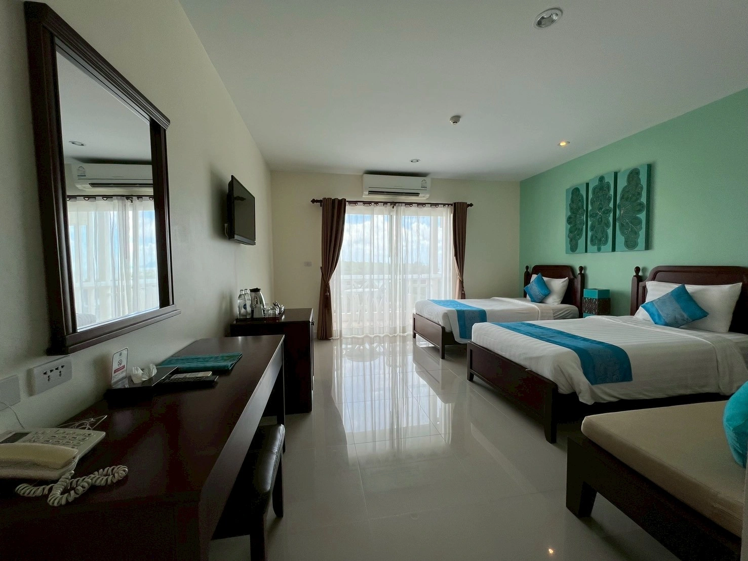 Krabi Front Bay Resort Room Type - Deluxe Double or Twin bed