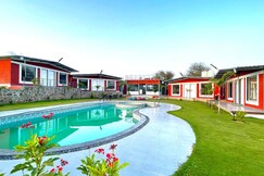 Green Hills Farmhouse