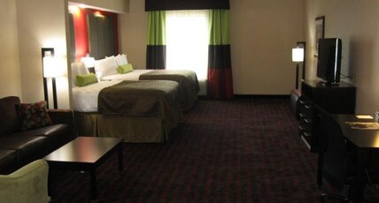Best Western Plus Cushing Inn & Suites Room Type - Suite-2 Queen Beds, Mobility Accessible, Communication Assistance, Bathtub, Non-Smoking, Full Breakf Best Western Plus Cushing Inn & Suites Room Type - Suite-2 Queen Beds, Mobility Accessible, Communication Assistance, Bathtub, Non-Smoking, Full Breakf