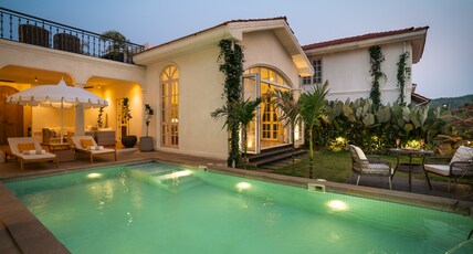 LohonoStays Villa Enia A Room Type - LohonoStays Villa Enia A