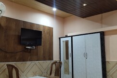 Address of Himalaya Tourist Bhuntar