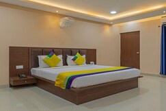 Itsy Hotels Kashi Grand, BHU