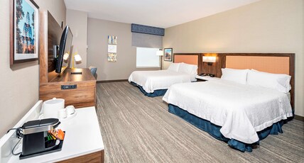 Hampton Inn by Hilton Ottawa Room Type - 2 QNS ACCESSIBLE NONSMOK