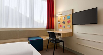 Vienna House Easy by Wyndham M Room Type - Comfort Room
