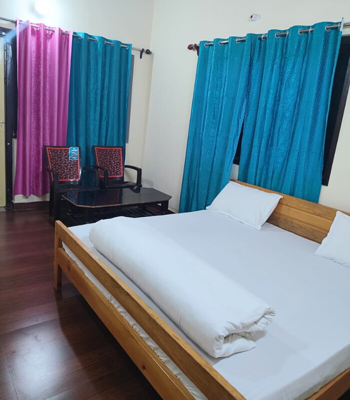 Vinod Pandey Akant niwas home stay - Tap to explore photos