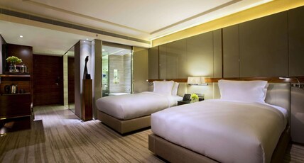 Hilton Sukhumvit Bangkok Room Type - TWIN DELUXE ROOM
