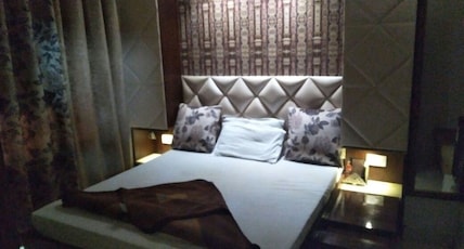 Hotel Brown Room Type - Standard Room AC