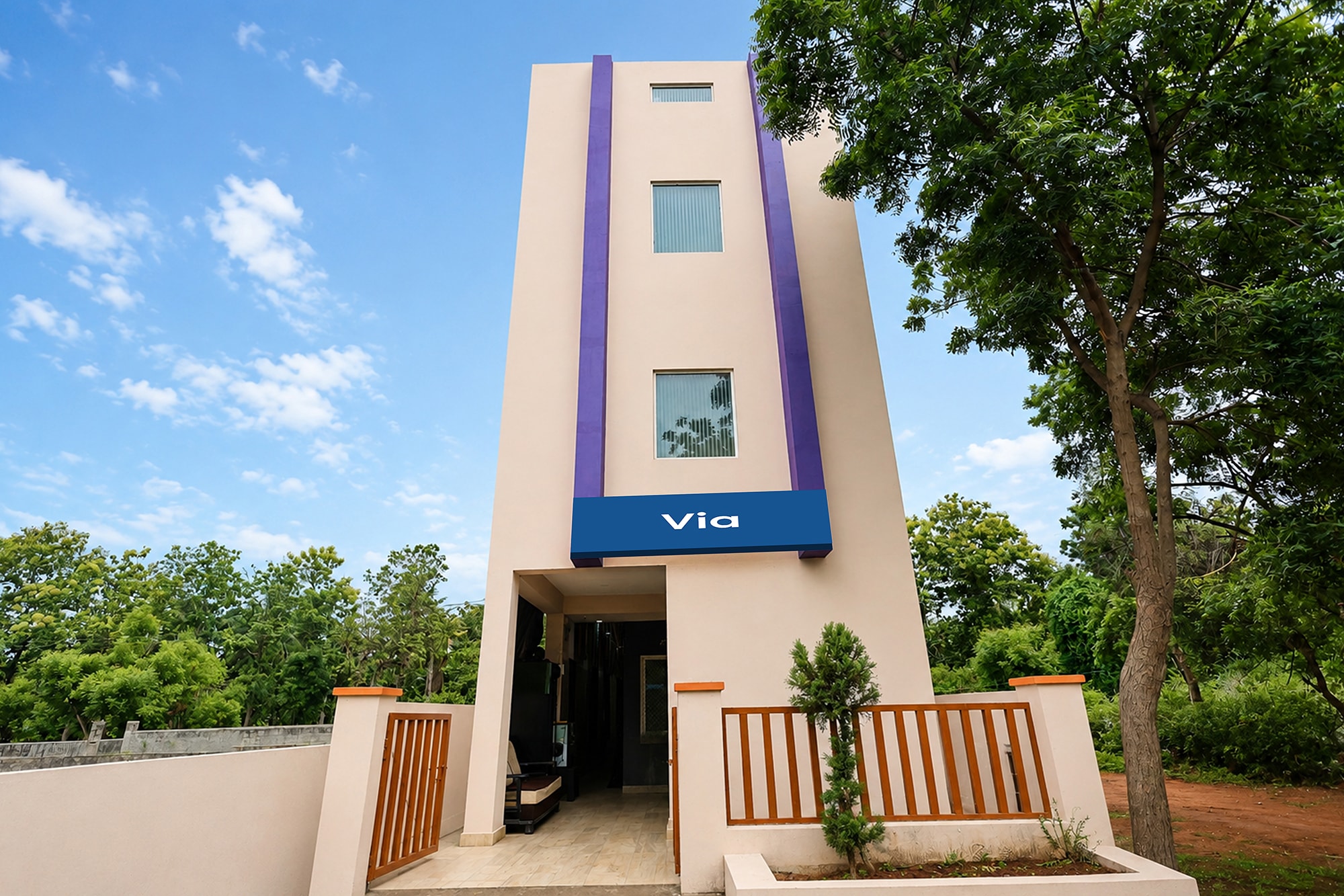 Via D Stay Inn - Tap to explore photos