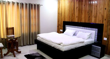 Hotel Cedar Plaza Room Type - Super Deluxe Room